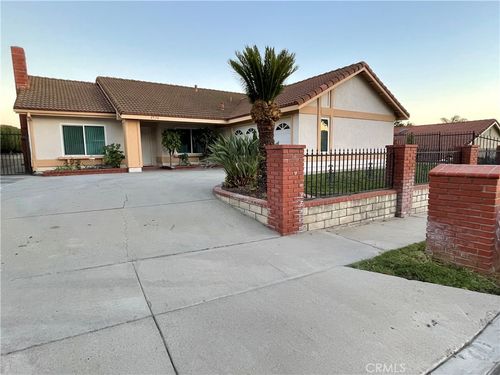 2536 Greenhill Dr, Fullerton, CA, 92833-2068 | Card Image