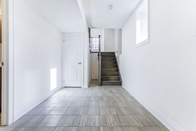 20 62 Nd St N, House other with 3 bedrooms, 3 bathrooms and 4 parking in Wasaga Beach ON | Image 13
