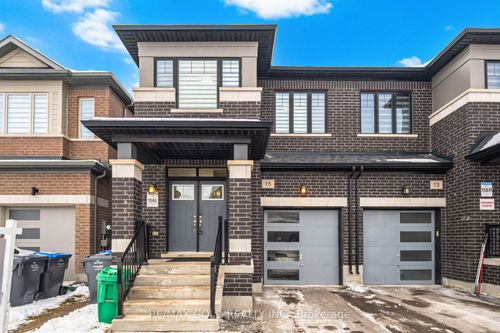 {{alt}} | Card Image