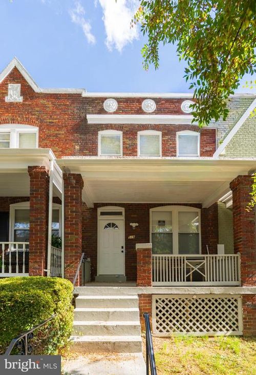 519 23rd Pl Ne, WASHINGTON, DC, 20002-4815 | Card Image