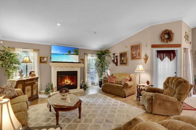 207 Sw Rose Ln, House other with 3 bedrooms, 2 bathrooms and null parking in FORT WHITE FL | Image 12
