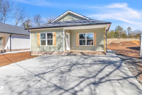 125 Lindon St, Benton, TN, 37307-3131 | Card Image