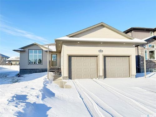 509 Brown Cres, Weyburn, SK, S4H0M9 | Card Image