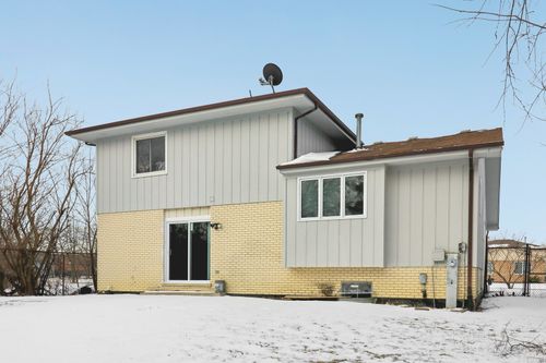 16627 Carse Ave, Harvey, IL, 60426-6059 | Card Image