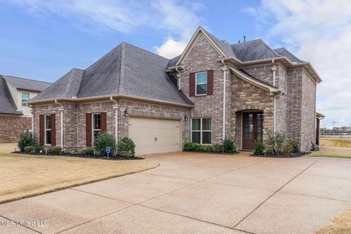 6603 Broadwing Cir W, Olive Branch, MS, 38654-9242 | Card Image