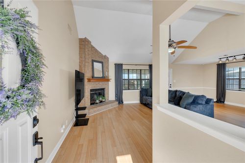 2701 20th St N, Texas City, TX, 77590-4117 | Card Image