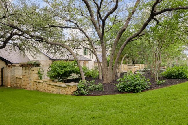 View of grassy yard | Image 39