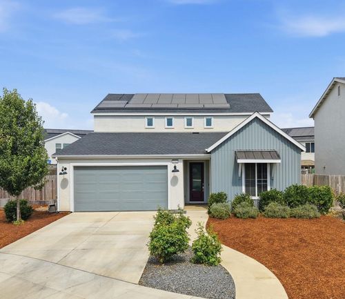 3742 N Encina, Visalia, CA, 93291 | Card Image