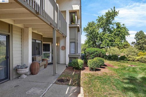 8461 Traminer Ct, San Jose, CA, 95135-1443 | Card Image