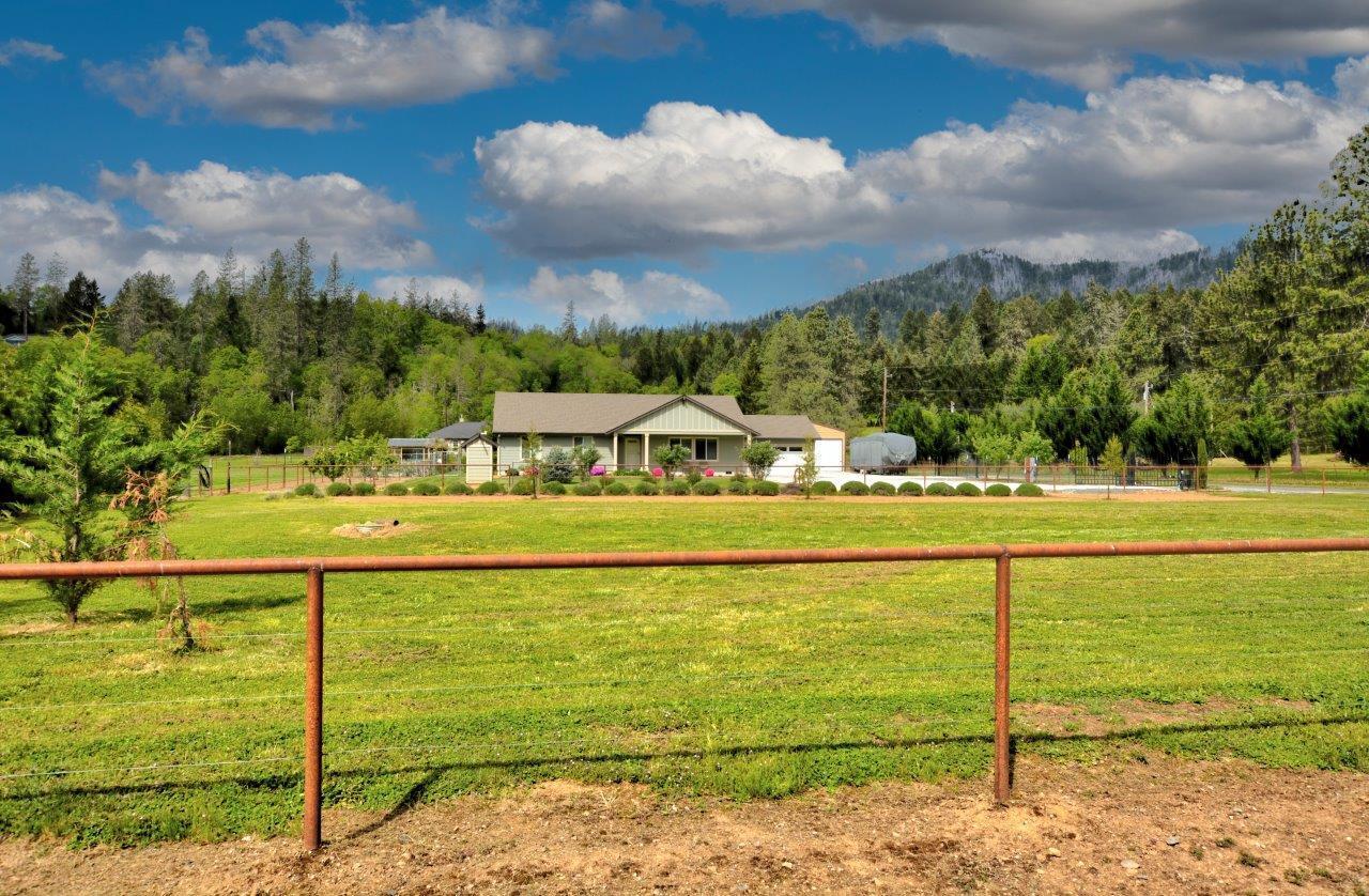 Riverbanks Rd, Grants Pass, OR 97527