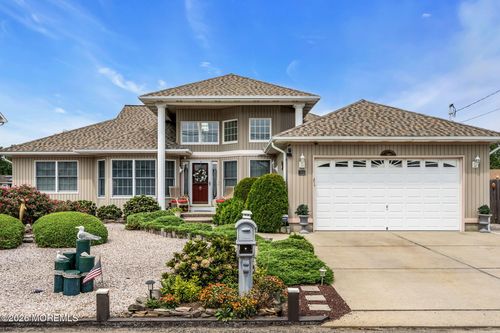 820 Bowsprit Pt, LANOKA HARBOR, NJ, 08734-2701 | Card Image