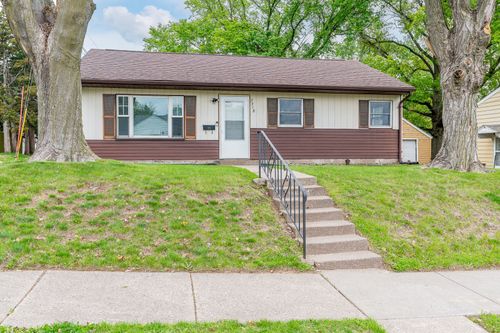 2318 N Sturdevant St, Davenport, IA, 52804-2243 | Card Image