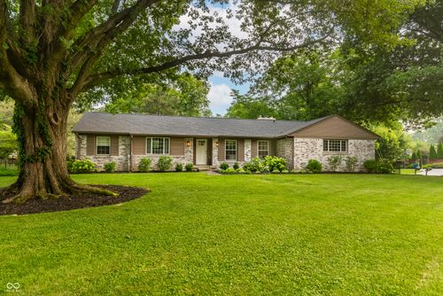 3720 Briarwood Dr, Indianapolis, IN, 46240-3511 | Card Image