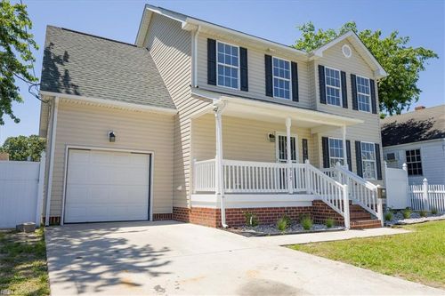 925 Fayette St, Portsmouth, VA, 23704-5613 | Card Image