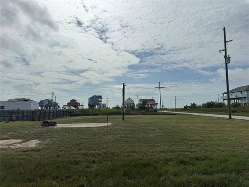 1028 Waco Road, Gilchrist, TX, 77617 | Card Image