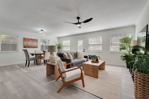 713 Kindred Ln, Richardson, TX, 75080-3112 | Card Image