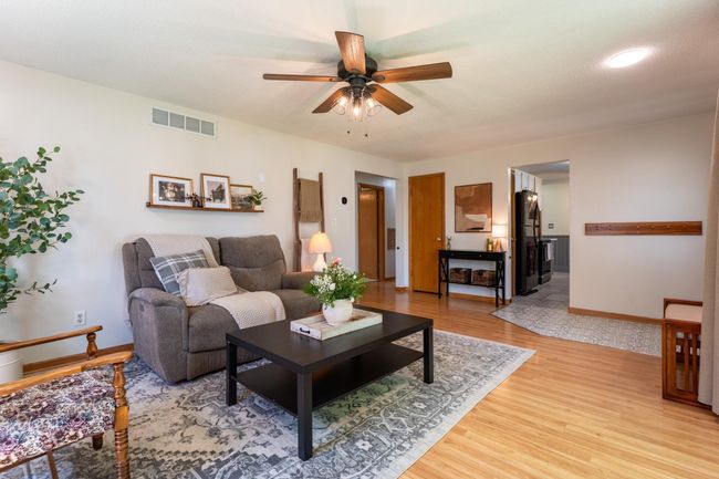 Living room dimensions are 20.5x13 ft. | Image 5