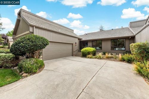 3158 Hambletonian Ln, Walnut Creek, CA, 94598-4605 | Card Image