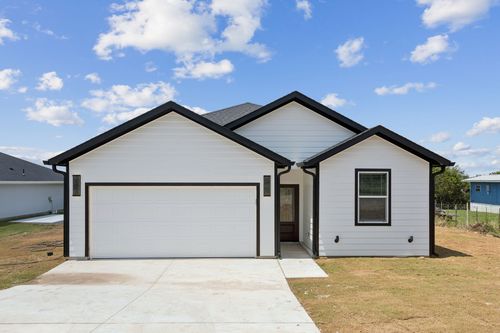 4844 Cimmaron Trl, Weatherford, TX, 76087-9272 | Card Image