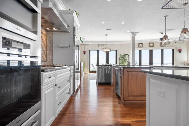 606 Crestwood Ln, House other with 4 bedrooms, 5 bathrooms and null parking in HOLMES BEACH FL | Image 33