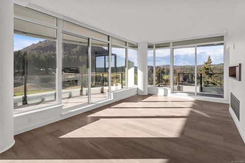 1118-2000 Hannington Rd, Victoria, BC, V9B7C1 | Card Image