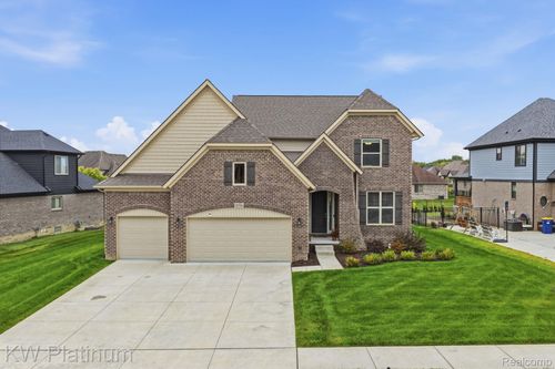 35754 Addison Dr, New Baltimore, MI, 48047-5860 | Card Image