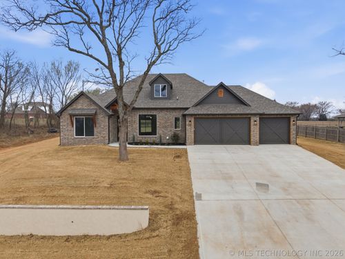 11544 S 261st East Ave, Coweta, OK, 74429-5633 | Card Image