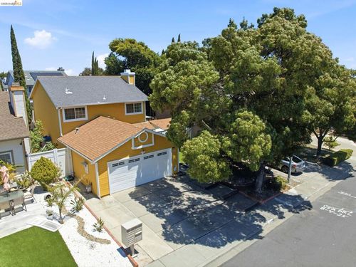 224 Sandy Cove Ln, Bay Point, CA, 94565-6719 | Card Image