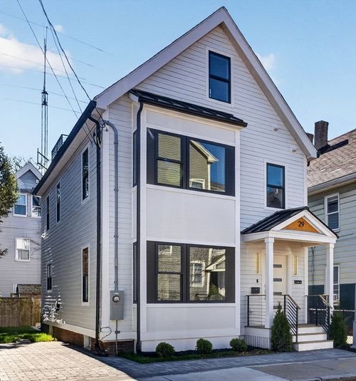 29 Line St, Cambridge, MA, 02138 | Card Image