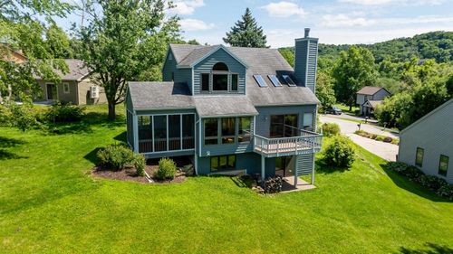 23 Gleneagle Dr, Galena, IL, 61036-9235 | Card Image