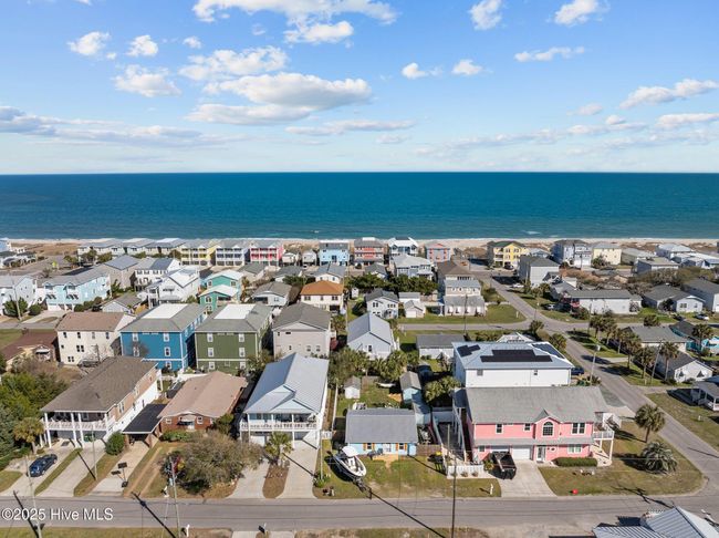 333 Fourth Ave S, House other with 2 bedrooms, 2 bathrooms and null parking in Kure Beach NC | Image 38