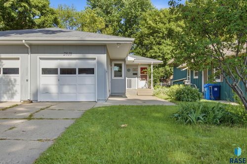2818 S Main Ave Avenue, Sioux Falls, SD, 57105 | Card Image