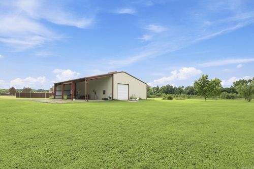 245 Kayla Ln, Lonoke, AR, 72086-2324 | Card Image