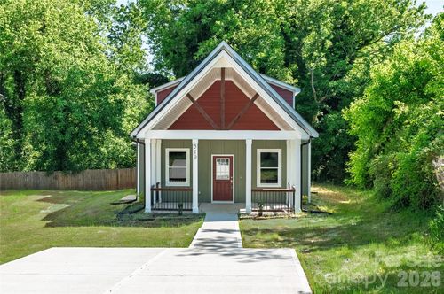 510 N Mulberry St, Cherryville, NC, 28021-2428 | Card Image