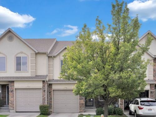 8058 S Lismore Ln, West Jordan, UT, 84088-2517 | Card Image