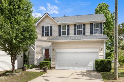100 Henson, Apex, NC, 27502 | Card Image