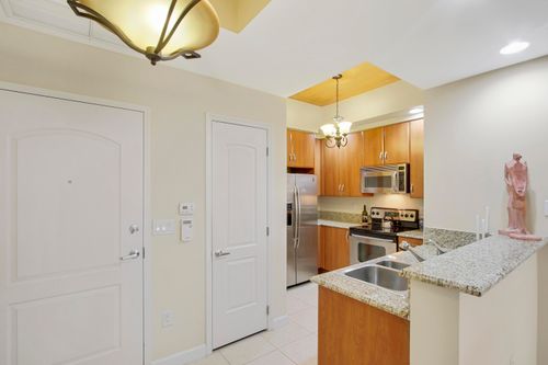 829-801 S Olive Ave, West Palm Beach, FL, 33401-6120 | Card Image