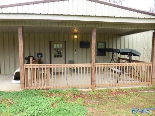 11906 Poplar Hill Ln, Athens, AL, 35611-6943 | Card Image