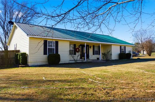 951 Alberty Ln, Westville, OK, 74965-6502 | Card Image