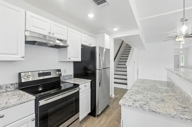 1004 E Fannin St, Home with 0 bedrooms, 0 bathrooms and null parking in Luling TX | Image 12