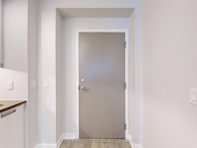 2405 - 99 John St, Condo with 2 bedrooms, 1 bathrooms and null parking in Toronto ON | Image 18