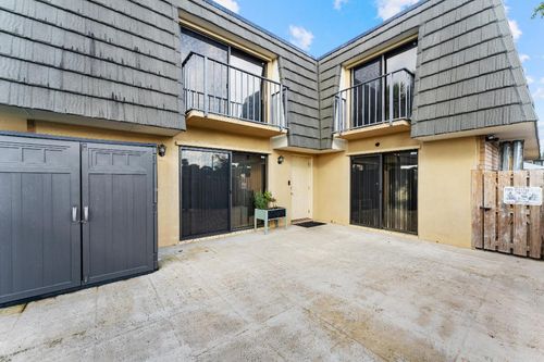 2410 24th Way, West Palm Beach, FL, 33407-6718 | Card Image