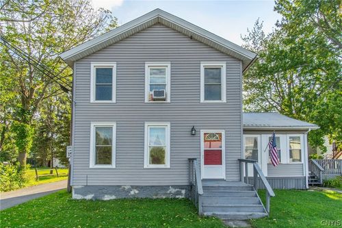 145 S James St, Cape Vincent, NY, 13618-4198 | Card Image