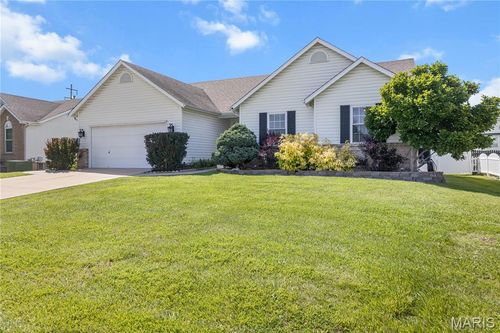 1159 Sunset Green Dr, O Fallon, MO, 63366-6302 | Card Image