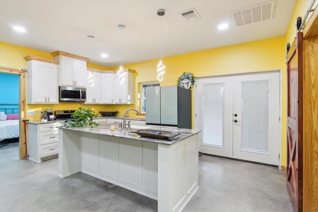 13052 Fm 1818, House other with 3 bedrooms, 2 bathrooms and null parking in Huntington TX | Image 11