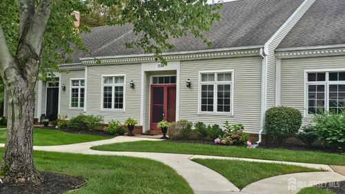52-B Rutland Ln, Monroe, NJ, 08831-6682 | Card Image