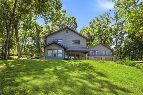 11948 Wooded Way Ln, Oskaloosa, KS, 66066-5255 | Card Image
