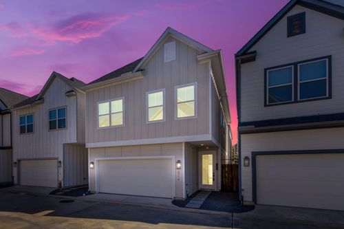 6716 Parker Oaks Ln, Houston, TX, 77076-1438 | Card Image