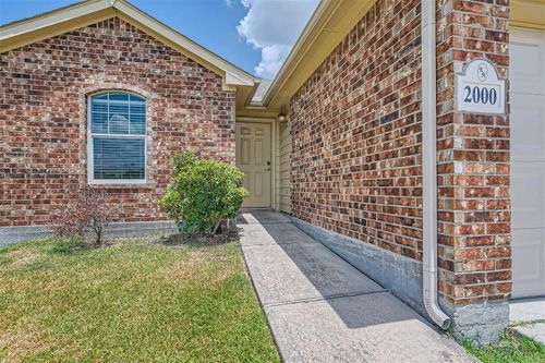 2000 Briar Grove Dr, Conroe, TX, 77301-2231 | Card Image