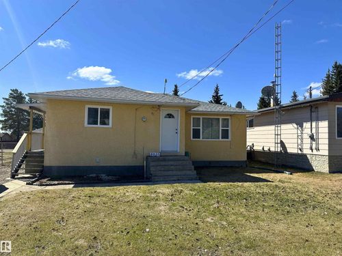 5035 49 Ave, Vilna, AB, T0A3L0 | Card Image